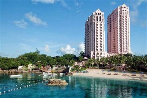 hilton cebu|Hotel Hilton Cebu Resort and Spa Lapu.